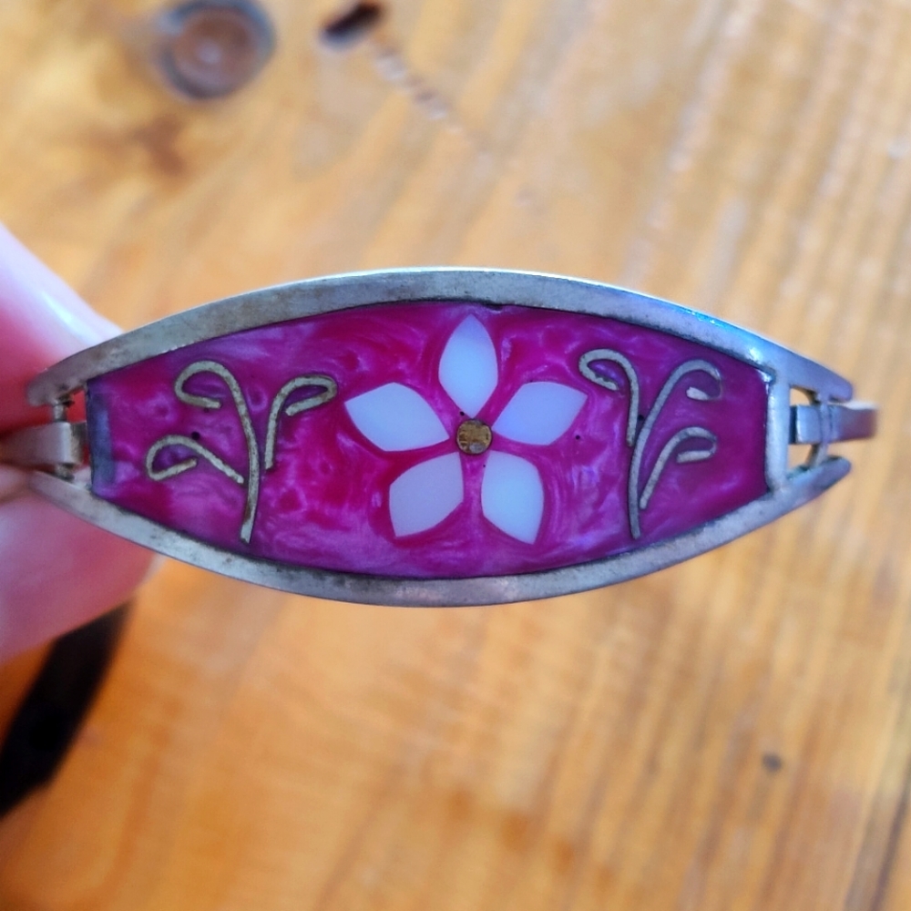 Pink Floral Bracelet 💗🌸